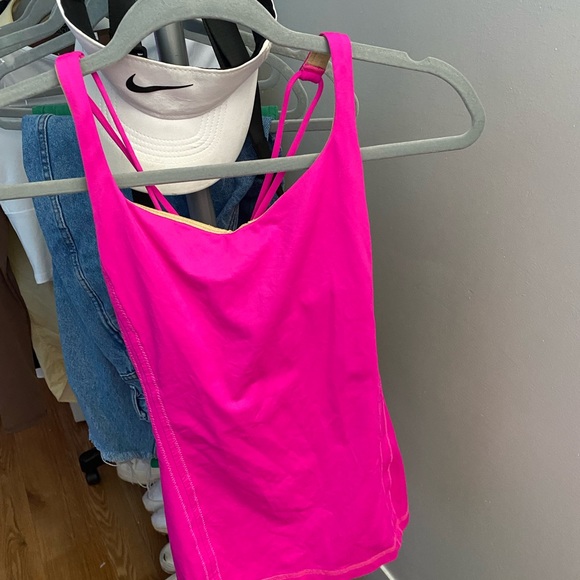 Lululemon tank - Picture 5 of 5